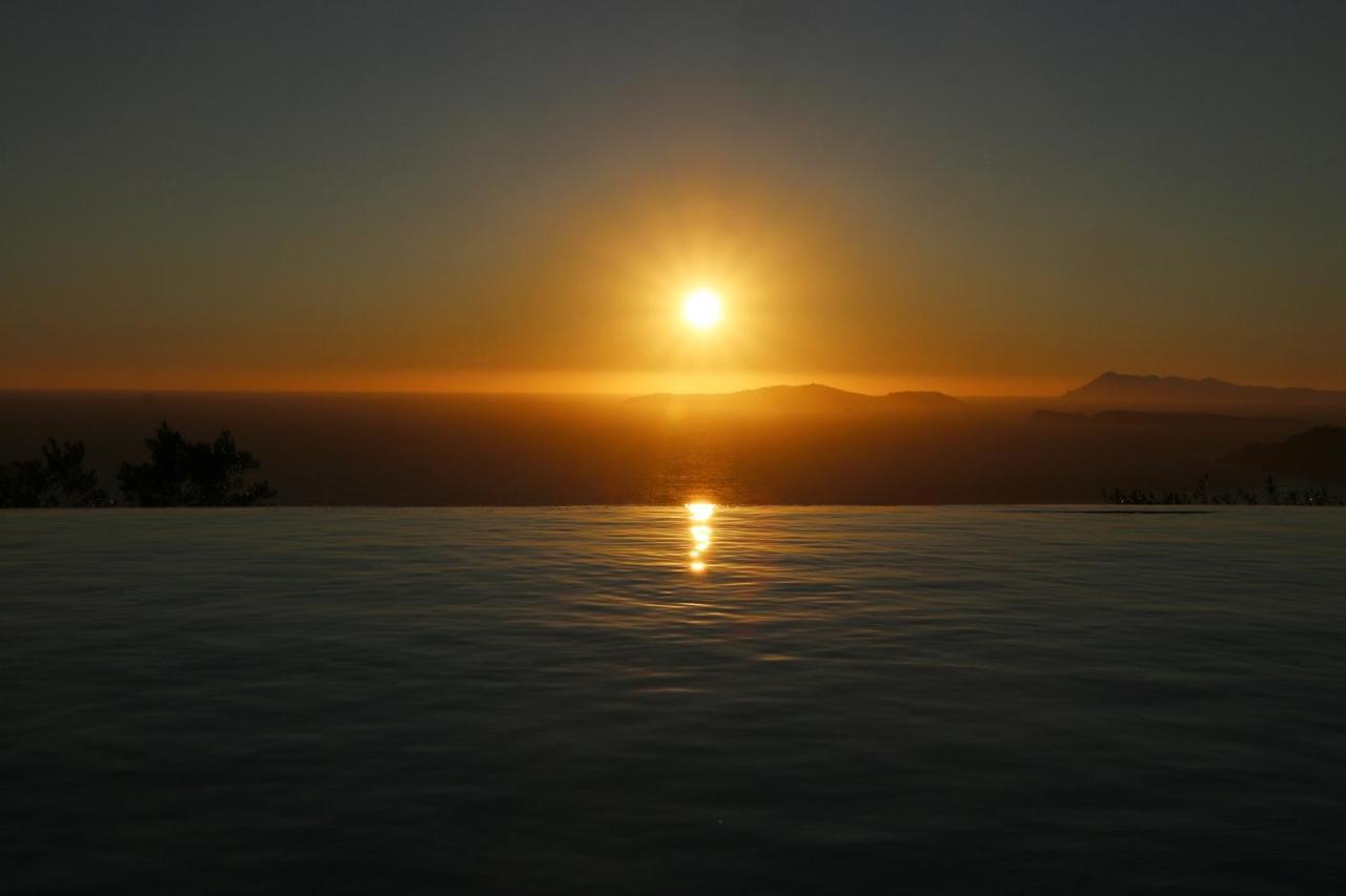 Sunset Sea View Villa 1 아기오스 게오르기오스 외부 사진